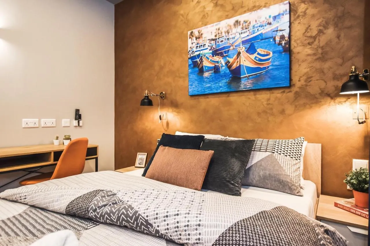 Cosy Albert'S Seaside Suites Sliema 0*,